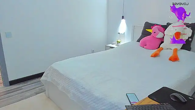 Miya Kisss online show from 10-18-25, 09:11