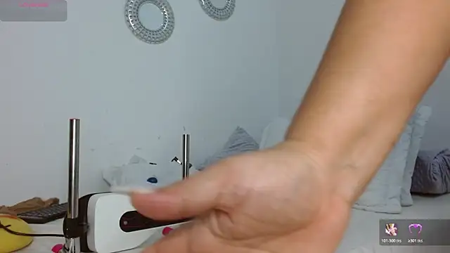 alinsonhot29 online show from 05-11-26, 12:56