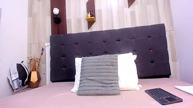 Anastasiapriest online show from 04-13-26, 11:47