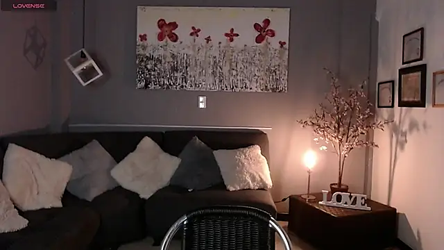 Snapshot of PoisonIvy15_ chatting on 12-21-24, 02:30 PoisonIvy15  online show from 12-21-24, 02:30