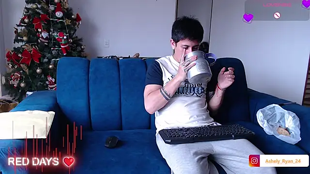 ashely ryan24 online show from 11-24-25, 06:08