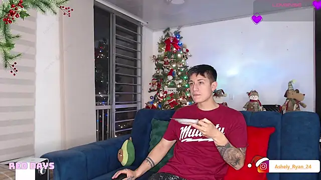 ashely ryan24 online show from 12-23-25, 12:22