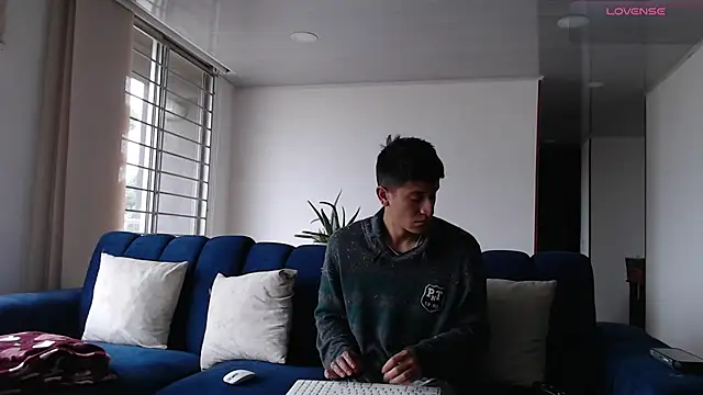 ashely ryan24 online show from 03-11-25, 12:50