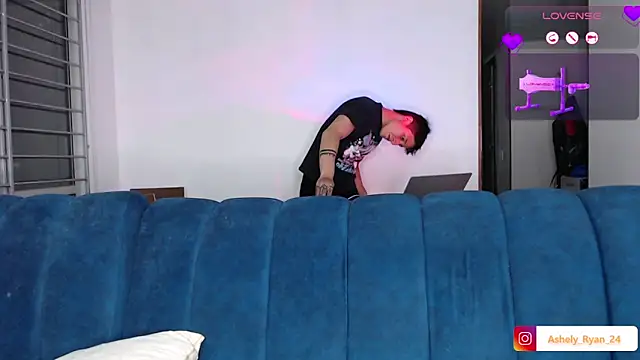 ashely ryan24 online show from 09-15-25, 12:00