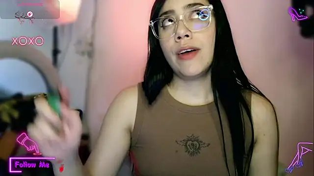 LauGrayJ online show from 11-07-25, 09:19