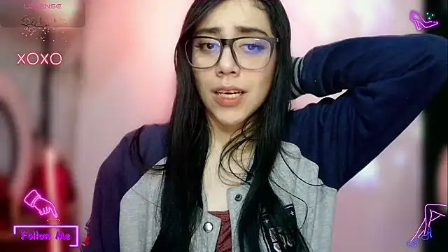 LauGrayJ online show from 12-16-25, 07:23