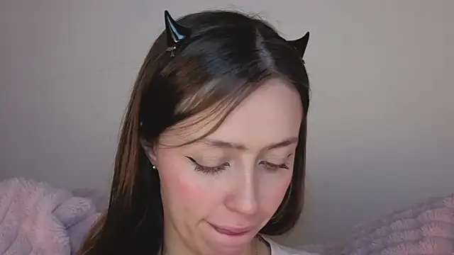 Snapshot of SofiaGc chatting on 11-13-25, 04:38 SofiaGc online show from 11-13-25, 04:38