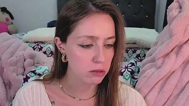 Snapshot of SofiaGc chatting on 02-12-26, 04:01 SofiaGc online show from 02-12-26, 04:01