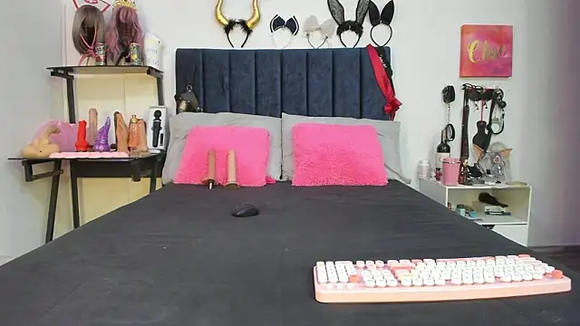 emmily giraldo online show from 01-15-26, 01:25