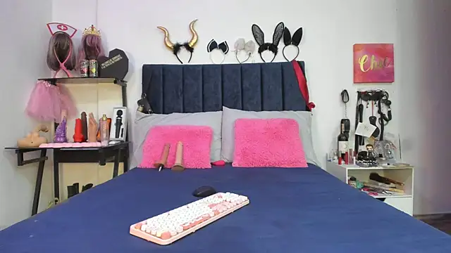 emmily giraldo online show from 07-09-26, 12:48