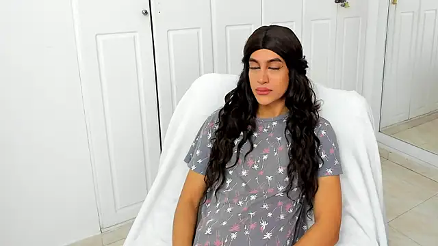 Snapshot of _cat_18 chatting on 03-22-25, 02:03  cat 18 online show from 03-22-25, 02:03