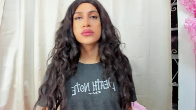 Snapshot of _cat_18 chatting on 02-21-25, 02:06  cat 18 online show from 02-21-25, 02:06