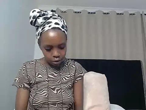 Snapshot of sexxyykittyy chatting on 09-11-25, 03:50 sexxyykittyy online show from 09-11-25, 03:50