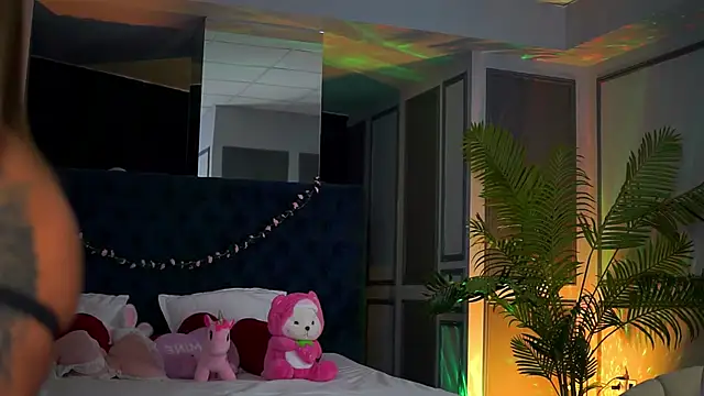 MissKiarra online show from 02-22-26, 07:37