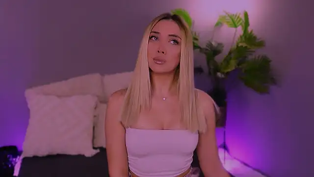 Jessielle online show from 11-26-25, 03:39