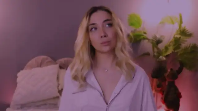 Jessielle online show from 12-22-25, 10:04