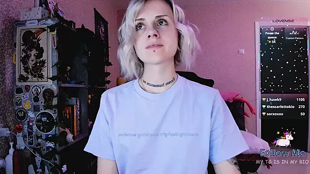 NaniMoore online show from 01-10-26, 08:48