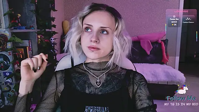 NaniMoore online show from 02-06-26, 08:16