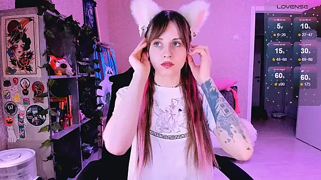 NaniMoore online show from 03-04-25, 08:16