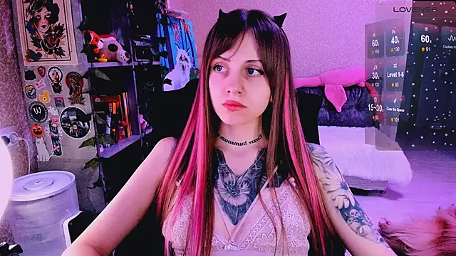 NaniMoore online show from 03-05-25, 11:16