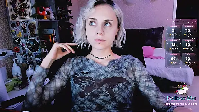 NaniMoore online show from 11-15-25, 08:35