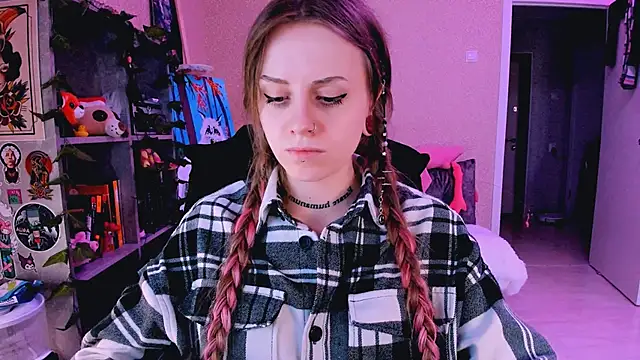 NaniMoore online show from 03-22-25, 05:28