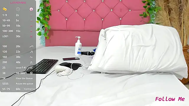 arisha hot online show from 11-21-25, 11:20