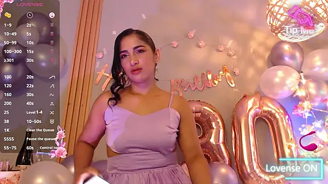 Thayssa ross online show from 04-15-26, 03:38