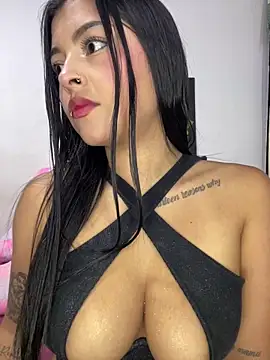 Dulce-diosa online show from 04-14-26, 01:21