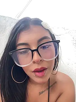 Snapshot of Dulce-diosa chatting on 02-20-25, 07:08 Dulce-diosa online show from 02-20-25, 07:08