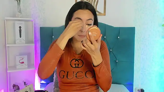 Snapshot of Eva_ritz chatting on 09-25-25, 11:38 Eva ritz online show from 09-25-25, 11:38