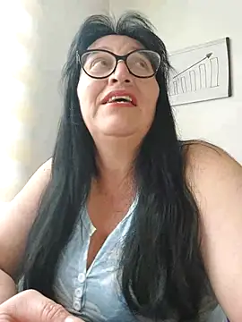 clarita 01 online show from 09-23-25, 02:02