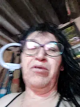 clarita 01 online show from 11-23-25, 11:42