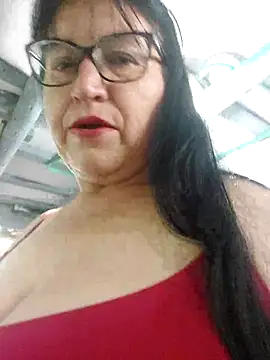 Snapshot of clarita_01 chatting on 03-01-26, 01:22 clarita 01 online show from 03-01-26, 01:22