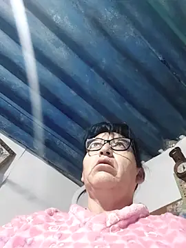 clarita 01 online show from 04-12-26, 11:02