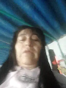 Snapshot of clarita_01 chatting on 02-18-26, 01:07 clarita 01 online show from 02-18-26, 01:07