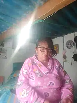 clarita 01 online show from 03-19-26, 01:00