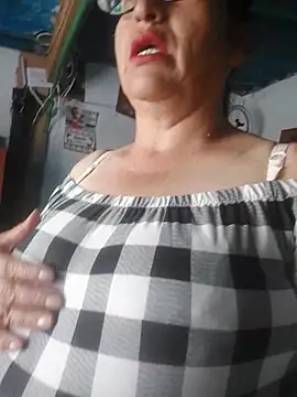 clarita 01 online show from 04-08-26, 12:39