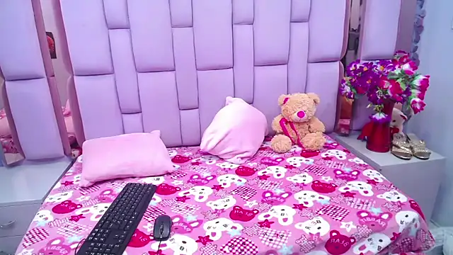 Emmily Walker online show from 03-28-26, 03:07