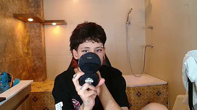 Ethan lennox online show from 11-20-25, 07:58