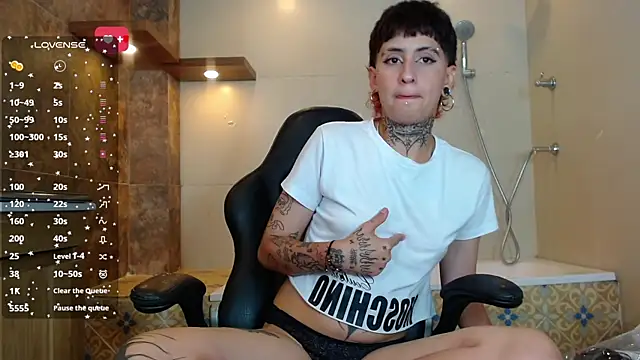 Ethan lennox online show from 10-30-25, 03:20