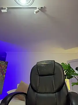 JANYLOVE   online show from 05-28-26, 10:54