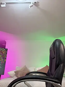 JANYLOVE   online show from 05-27-26, 11:06