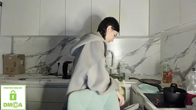 Ayesha Thebestt online show from 01-09-26, 10:39