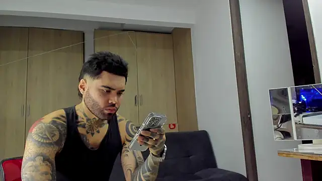 Eroxxx1327 online show from 11-01-25, 11:53