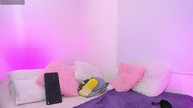 karly rioss online show from 07-29-26, 03:39