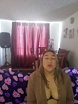 kitty 84 online show from 10-24-25, 02:49