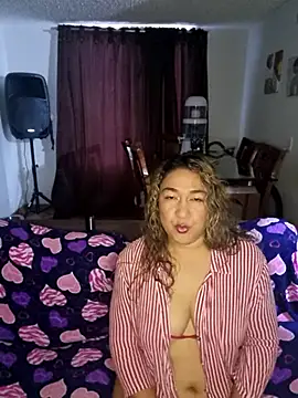 kitty 84 online show from 10-21-25, 10:47