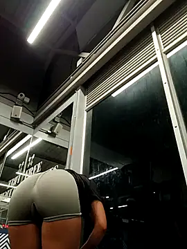  vaness online show from 04-15-26, 05:24