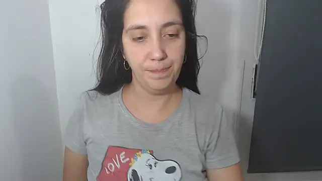 Snapshot of lulitasexy chatting on 02-21-25, 01:00 lulitasexy online show from 02-21-25, 01:00
